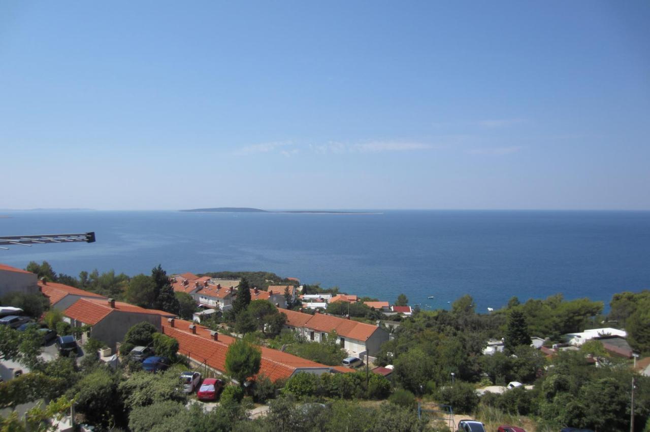 Apartman Valinor Miholascica Exterior photo