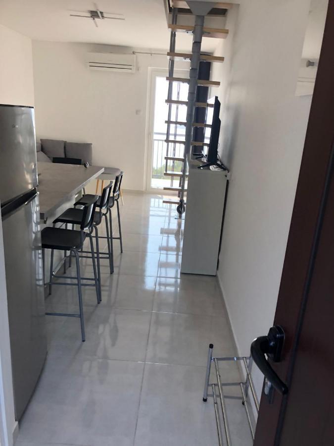 Apartman Valinor Miholascica Exterior photo