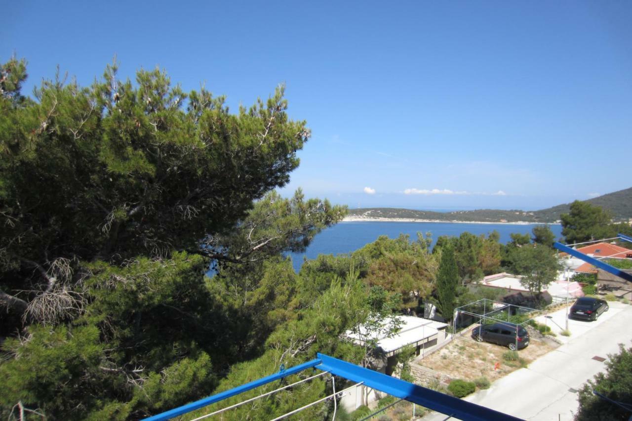 Apartman Valinor Miholascica Exterior photo