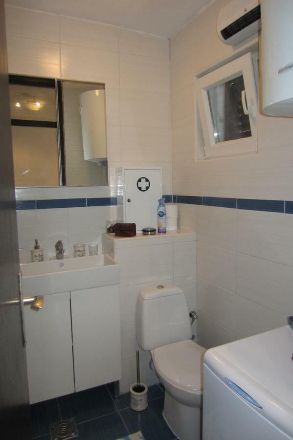 Apartman Valinor Miholascica Exterior photo