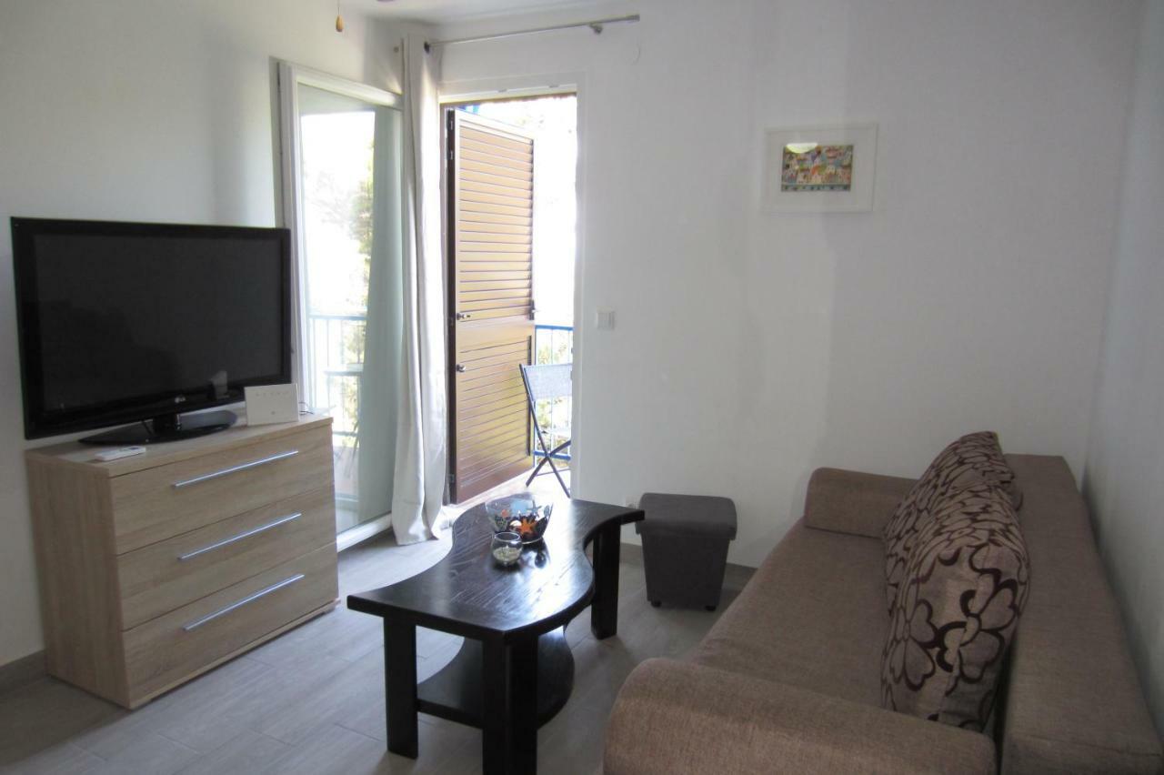 Apartman Valinor Miholascica Exterior photo