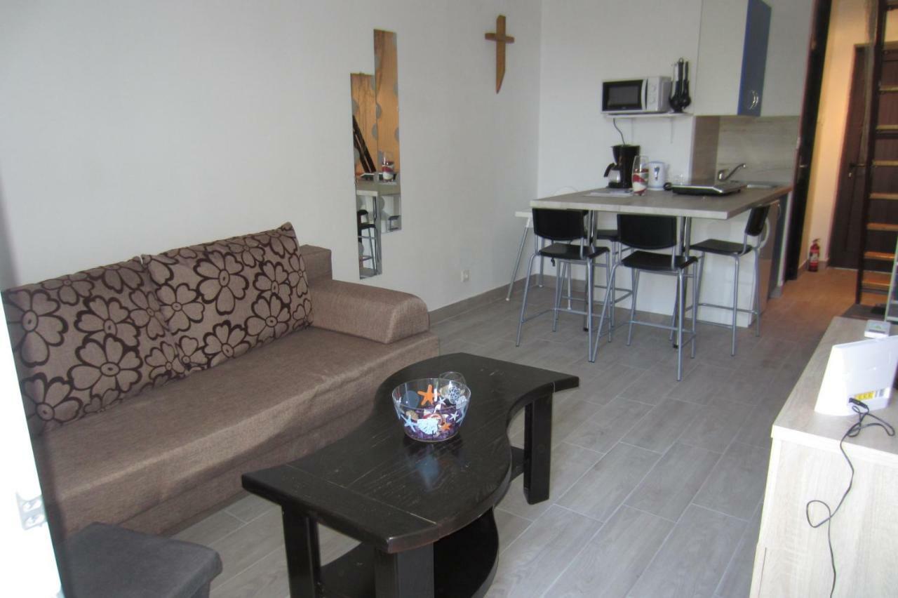 Apartman Valinor Miholascica Exterior photo